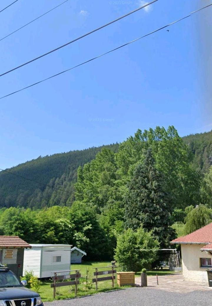 Gites, Les Jonquilles, Le Sagard Et Bungalow Les Brimbelles, Nature Et Detente La Houssiere Eksteriør billede
